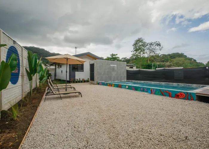 Brisas De Con Piscina Privada *