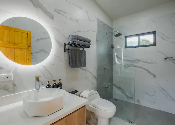 Brisas De Con Piscina Privada Villa *